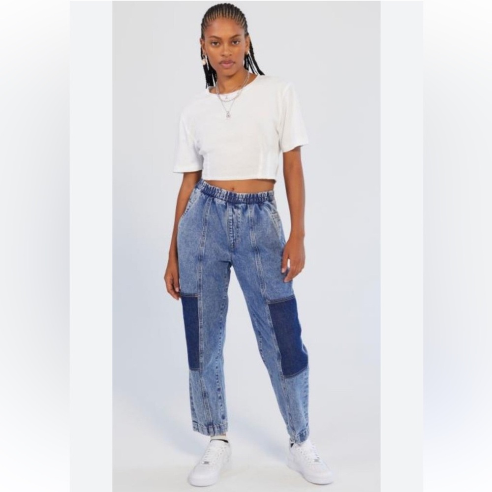 BDG High Waisted Jogger Jeans